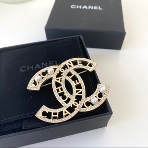 Gold Pearl Crystal Brooch